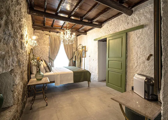 Voger Pino Hotel *